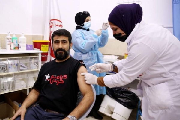 Коронавирус в мире: Германия ужесточает контроль на границе, Франция в "зоне высокого риска"