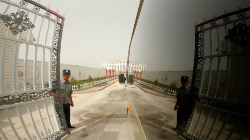 Корреспондент Би-би-си в Пекине покинул Китай из-за угроз властей