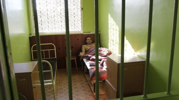 "Сдохнешь - никто не расстроится". Почему в России не работает медицина в местах лишения свободы