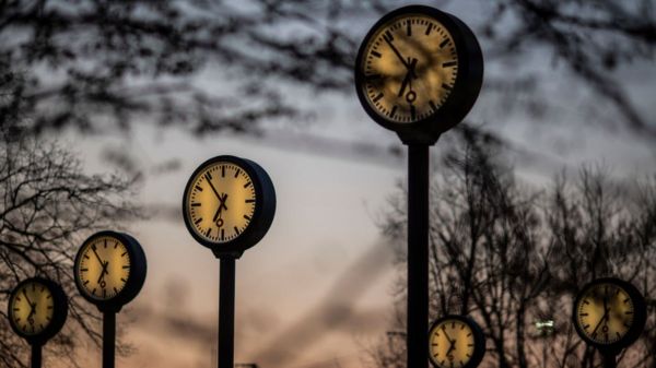Жить не по Москве. Украина собирается отменить летнее время