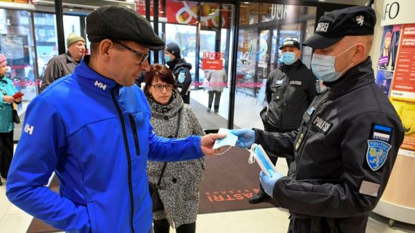 "Пик кризиса". Как Эстония вышла на первое место в мире по заболевшим Сovid-19