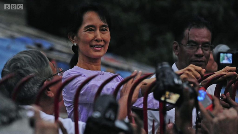 "Стреляйте в меня": как монахиня пытается остановить насилие в Мьянме