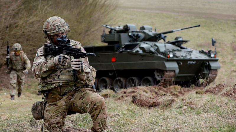 «Бой устаревшей техникой». В Британии оценили шансы на победу в случае военного столкновения с Россией