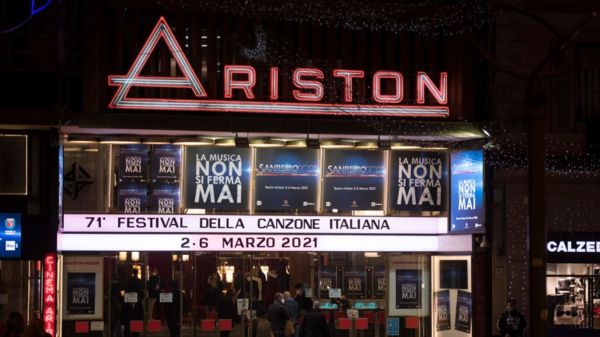 Дайджест: США вводят санкции из-за Навального, Москва призывает не играть с огнем