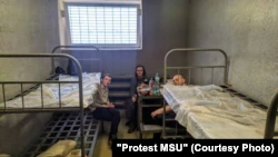 "Диму снова задержали". Автор телеграм-канала "Протестный МГУ" больше месяца провел под арестом, теперь ему дали еще 10 суток