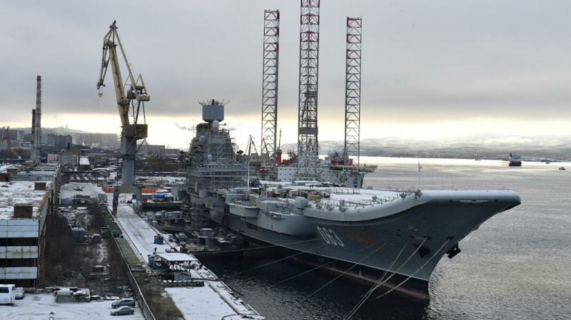 Директора мурманского завода обвинили в хищении при ремонте единственного российского авианосца