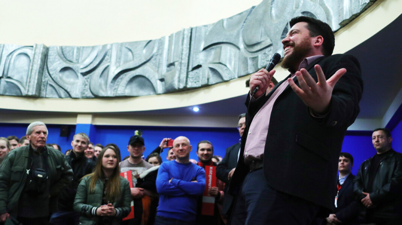 «Это прекрасно и круто». Соратники Навального — о новых санкциях против российских силовиков и чиновников