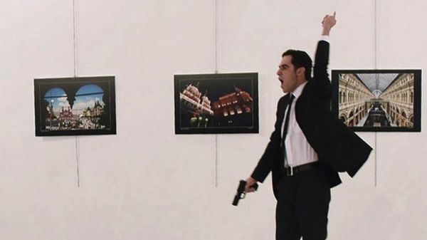 Дайджест: цензура для российского просвещения и первые последствия интервью Меган и Гарри