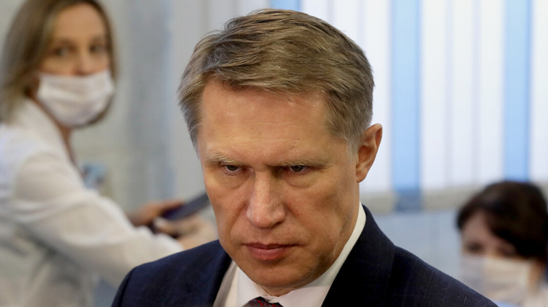 Глава Минздрава счёл преждевременными выводы о третьей волне пандемии. Его зам говорила обратное