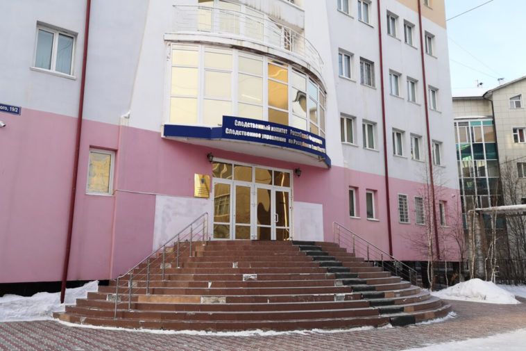 Главу патриотического кружка в Якутии арестовали по делу о растлении школьниц