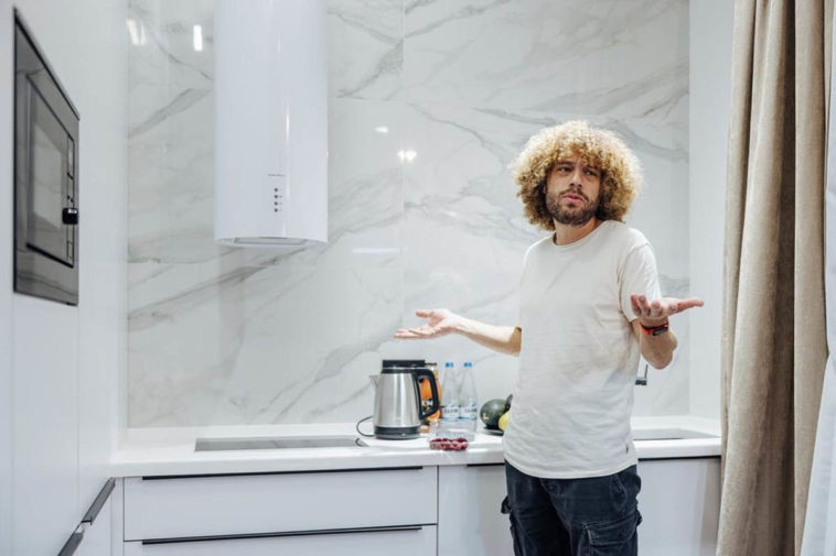 К Илье Варламову подали еще один иск из-за поста о “говнохранителях” в Петрозаводске