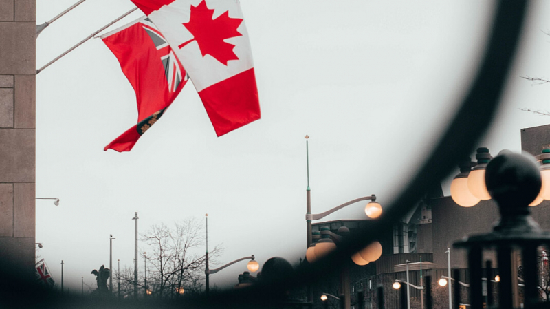 Канада ввела санкции против глав ФСБ и Росгвардии за «попытку убийства» Навального