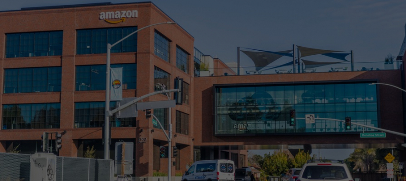 На Amazon подали в суд из-за нарушения трудовых правил