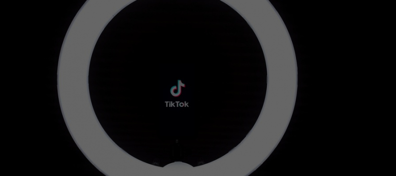 Названа дата запуска групповых чатов в TikTok 