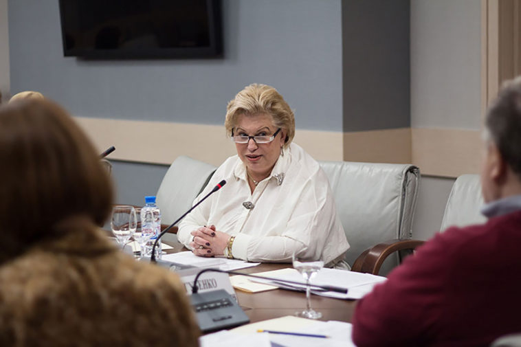 Омбудсмен Москвы предложила ввести четырехдневную рабочую неделю для женщин