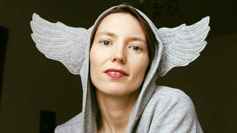 Петербургская учительница первой в России оспорила присвоенный ей статус «иноагента», подав в суд на Минюст