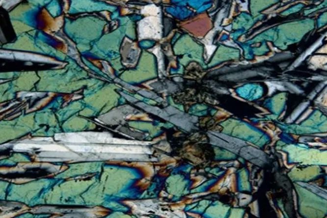 Под дном Тихого океана нашли новый тип базальта