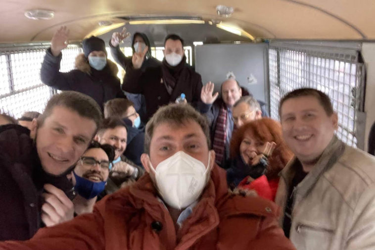 Полиция задержала более 100 участников форума «Объединенных демократов» в Москве