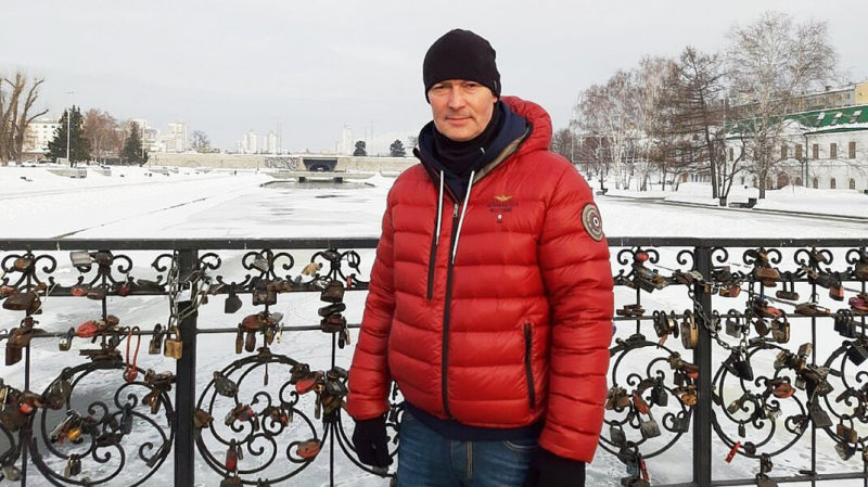 Политика Ройзмана задержали в аэропорту, чтобы составить протоколы за акции в поддержку Навального