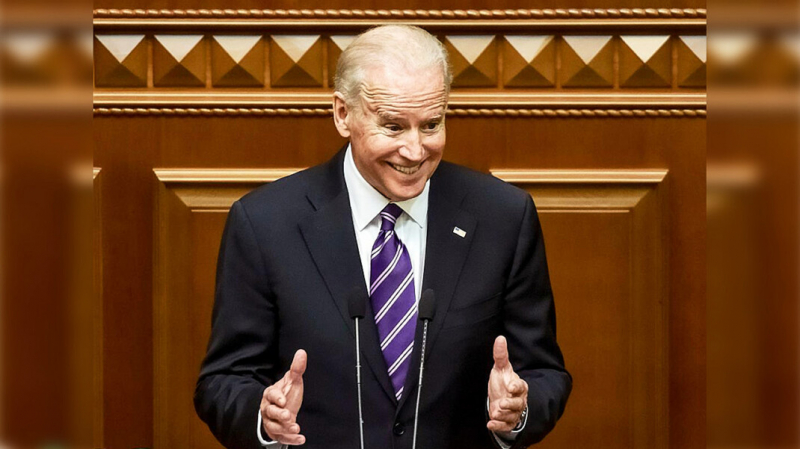 «Прямой ответ на прямой вопрос». Президент США Байден не жалеет, что назвал Путина убийцей