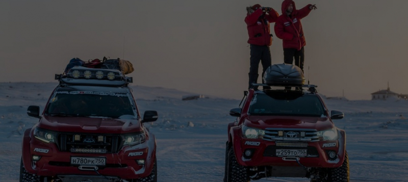 Проехались по льду Северного Ледовитого океана: Русские исследователи на Toyota пересекли два полюса холода 