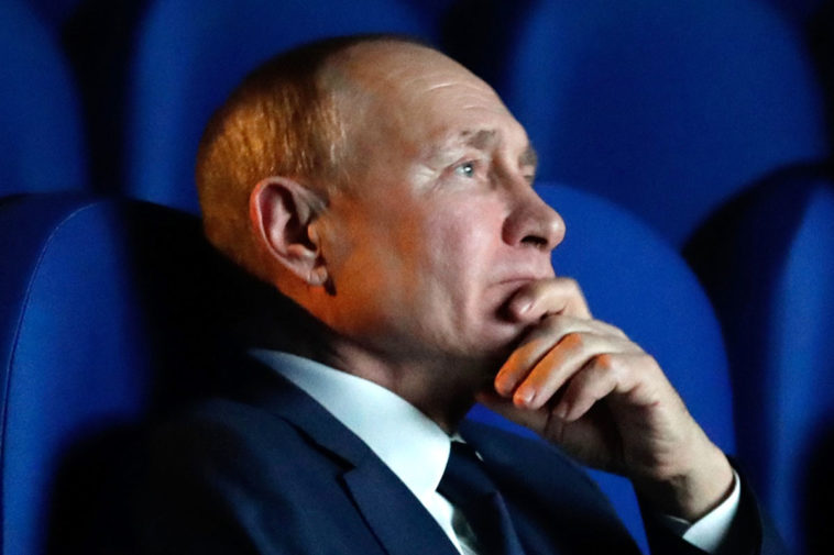 Путин пообещал привиться от коронавируса 23 марта