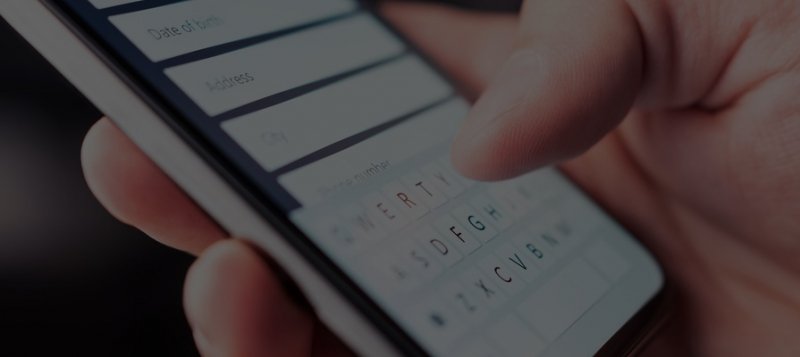 Роскомнадзор предложил проверять паспорт при регистрации в соцсетях 