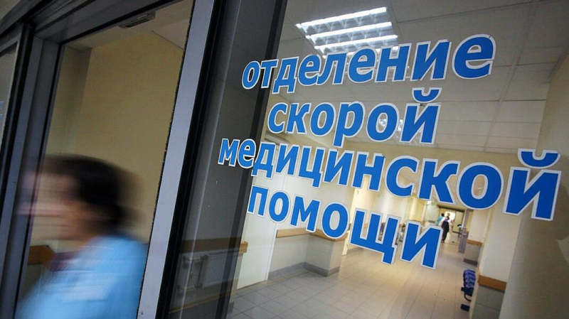 Роспотребнадзор: больница не должна была пускать полицейского в палату к избитой им участнице митинга