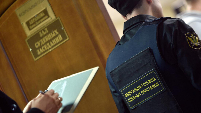 У полковника конфисковали элитную квартиру в Москве и две иномарки по делу о рекордной взятке в Минобороны