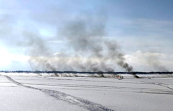 В ХМАО ликвидировали возгорание на продуктопроводе
