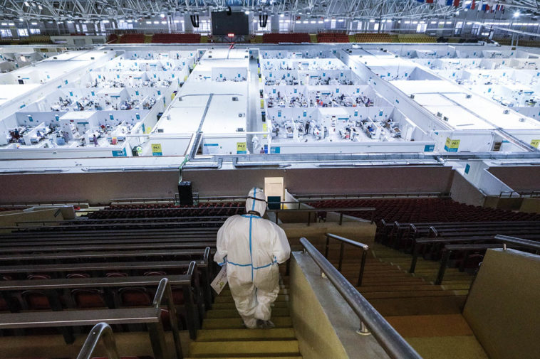 В России выявили 9 393 новых случая заражения коронавирусом за сутки