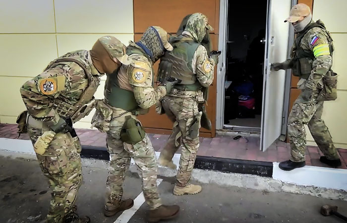 Задержанный в Адыгее планировал взрыв в торговом центре