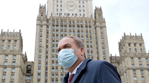 Россия осталась без посла в США? Что это означает? Отвечают эксперты