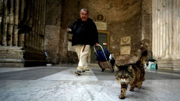 Дайджест: предпасхальное усиление локдаунов в Европе и Трамп, лишенный голоса в "Фейсбуке"