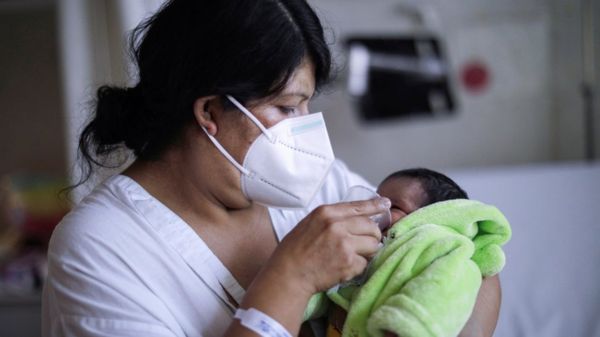 Коронавирус во время беременности сильно повышает риск тяжелых родов