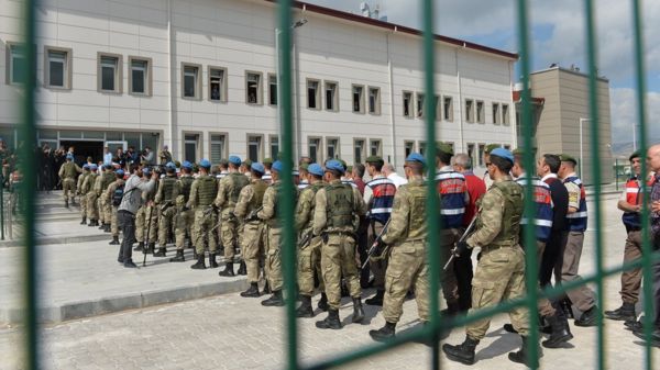 Турция: 22 военных получили пожизненное за путч 2016 года