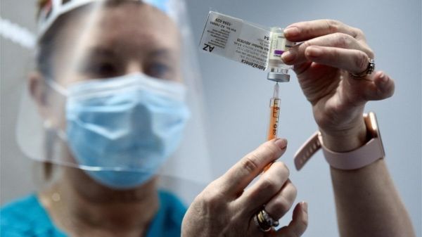 Коронавирус в мире: Covid-19 приводит к психическим расстройствам, в Бразилии - рекордная смертность