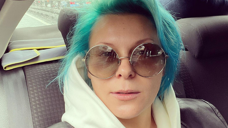 Актриса Яна Троянова обвинила власти Вологды в срыве съёмок из-за её планов выйти на акцию за Навального