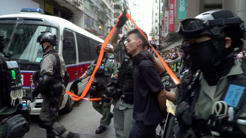 Оппозиционеры и миллиардер-диссидент осуждены за протесты в Гонконге. Им грозит тюремный срок