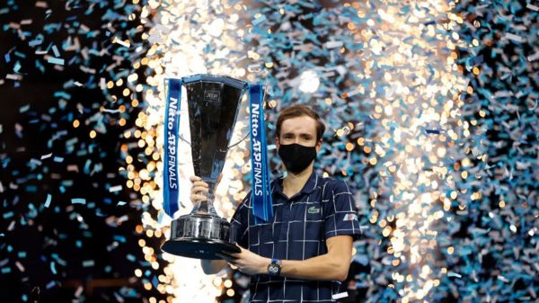 Коронавирус в мире: Британия привила самые уязвимые 60% раньше срока, вакцинацию Johnson & Johnson в США хотят остановить из-за тромбов