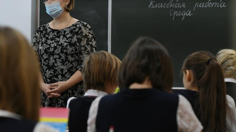 «Что такое террористы — вы в курсе». Школьникам Екатеринбурга начали рассказывать об опасности протестов