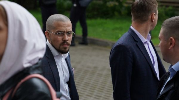 "Связать руки, заткнуть рты". ФСБ просит наказать защитников Сафронова