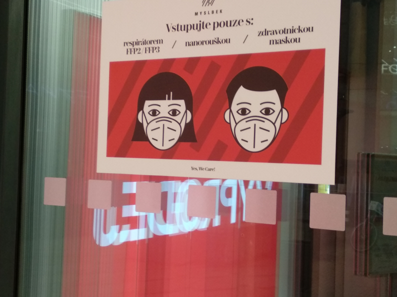 Комендантский час отменяется. Чехия выходит из локдауна