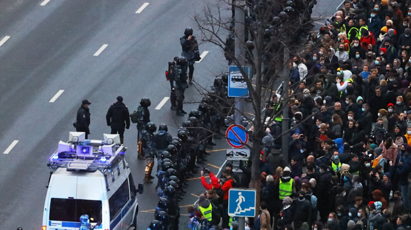 Масштаб протестов за Алексея Навального в крупных городах остался на уровне январского