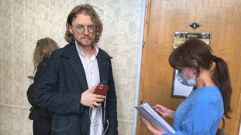 «Мы в разных папках, но на одной полке». Разгромив штабы Навального, полиция пришла за либертарианцами