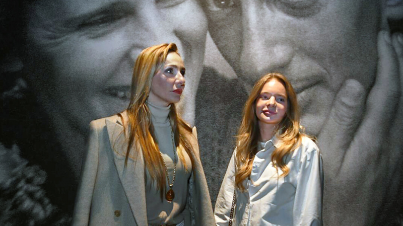 Налоговики заблокировали счета компании Татьяны Навки, супруги пресс-секретаря президента