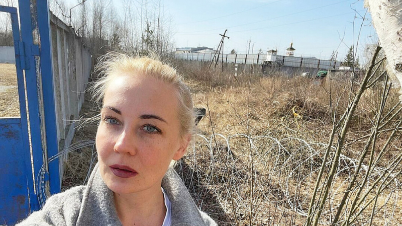 «Никогда не видела, чтобы так кожа обтягивала череп». Жена Навального рассказала о свидании с ним