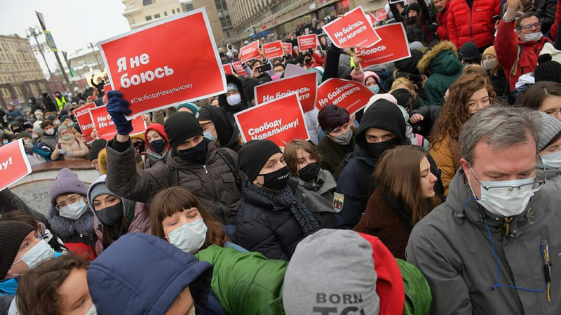 Полиция в Волгограде изъяла тираж листовок о новой акции в поддержку Навального