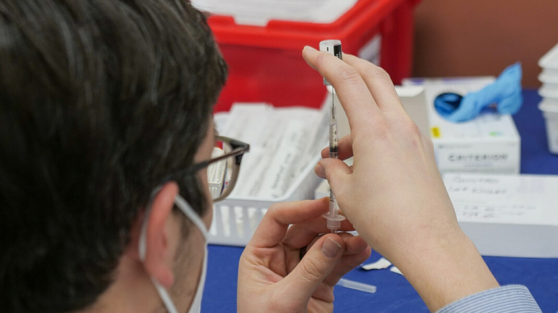 Россия потребовала от Словакии вернуть ей партию «Спутника V». Словацкий регулятор усомнился в её качестве