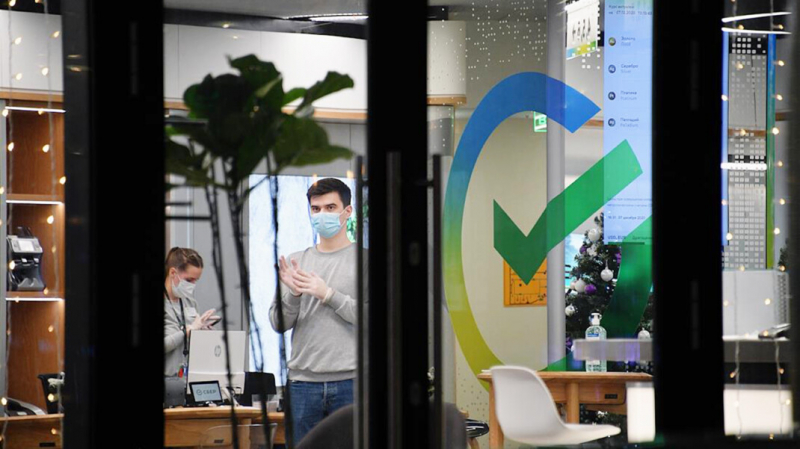 Сбербанк прекратил публиковать прогноз заболеваемости COVID-19. Он показал резкий рост